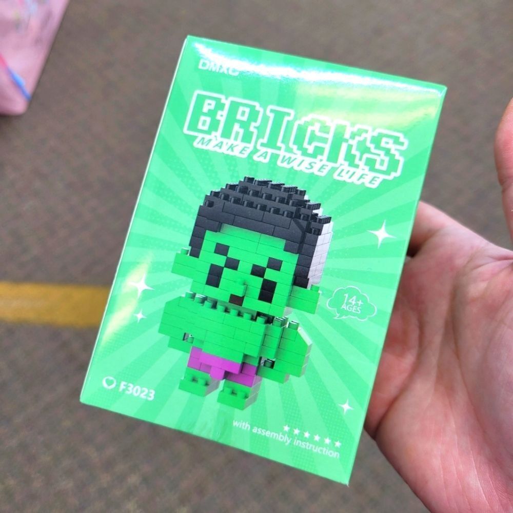 Brand New Hulk Bricks Lego Figure